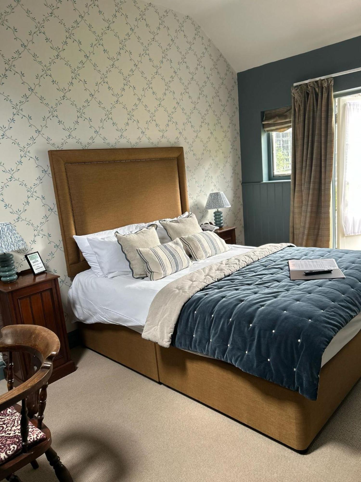 Ravenwood Hall Hotel Bury St. Edmunds エクステリア 写真