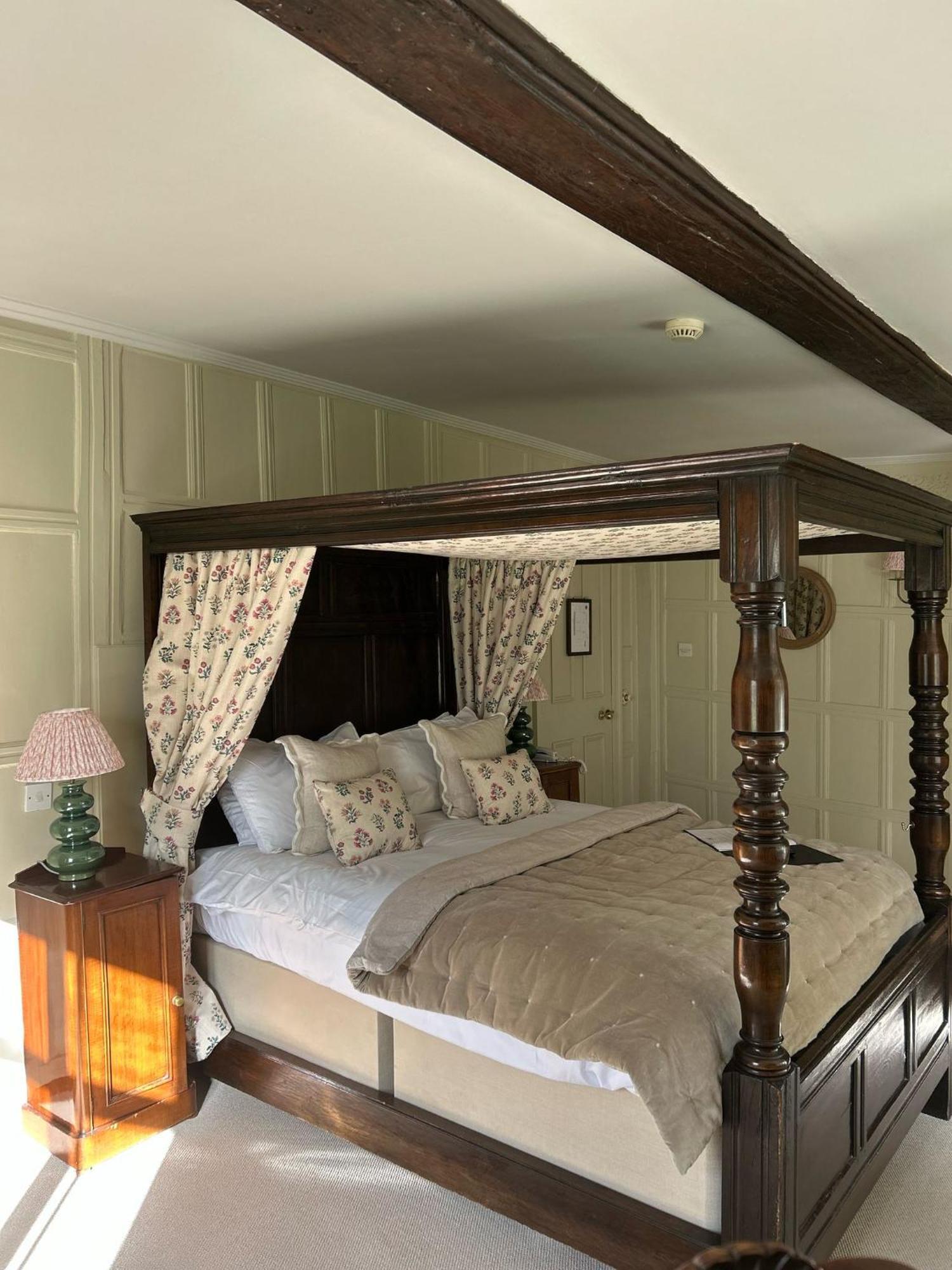 Ravenwood Hall Hotel Bury St. Edmunds エクステリア 写真