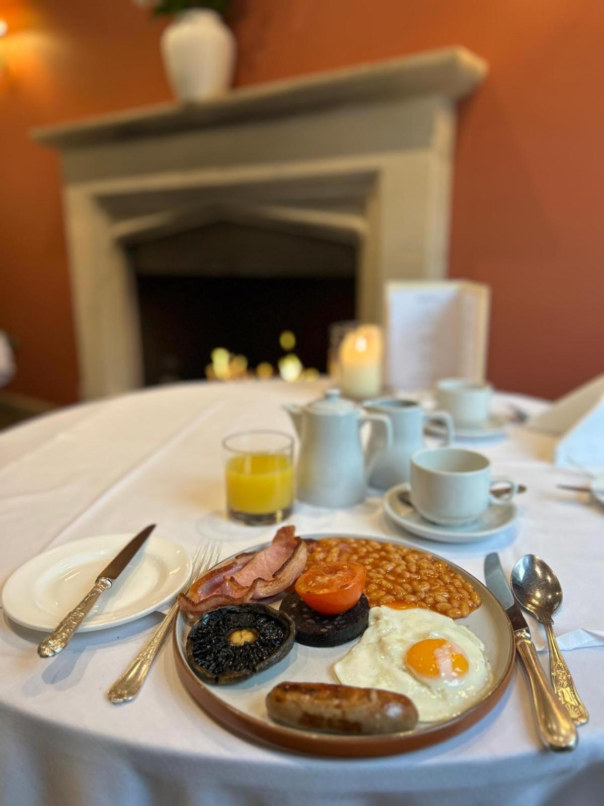 Ravenwood Hall Hotel Bury St. Edmunds エクステリア 写真