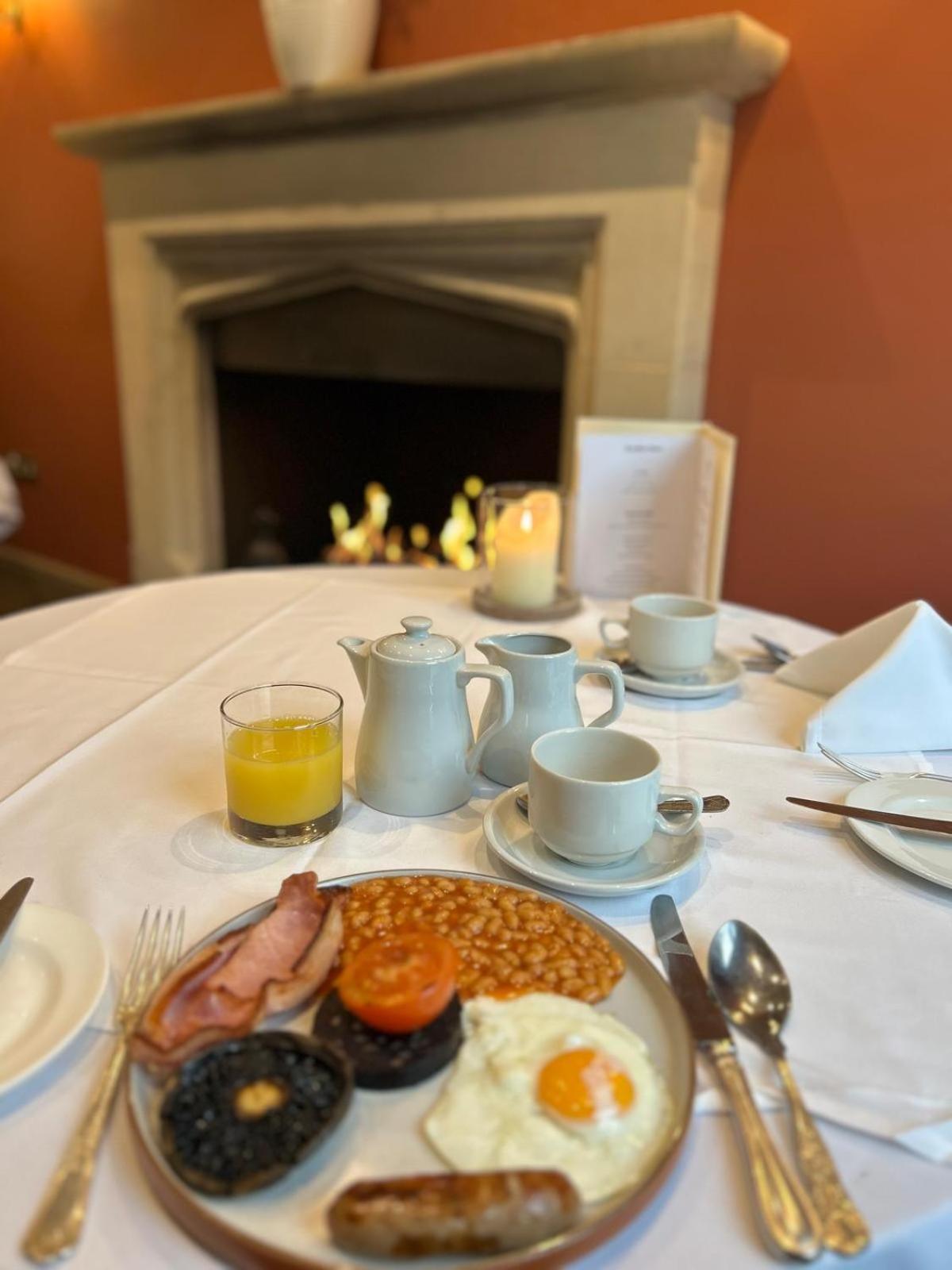 Ravenwood Hall Hotel Bury St. Edmunds エクステリア 写真