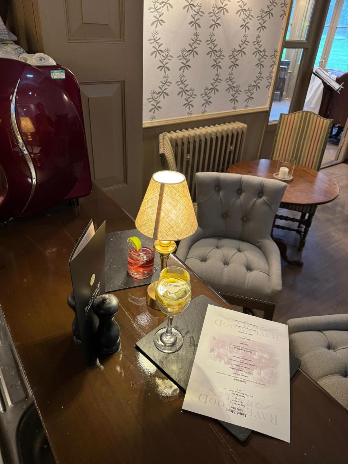 Ravenwood Hall Hotel Bury St. Edmunds エクステリア 写真
